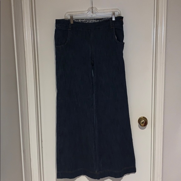 Oakley Denim - Oakley women’s wide leg jeans.